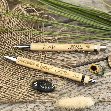 Cadeaux d'invité - Stylo bambou personnalisé